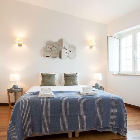 Alfama Modern Two-Bedroom Apartment W/ River View And Parking - By Lu Holidays ลิสบอน ภายนอก รูปภาพ
