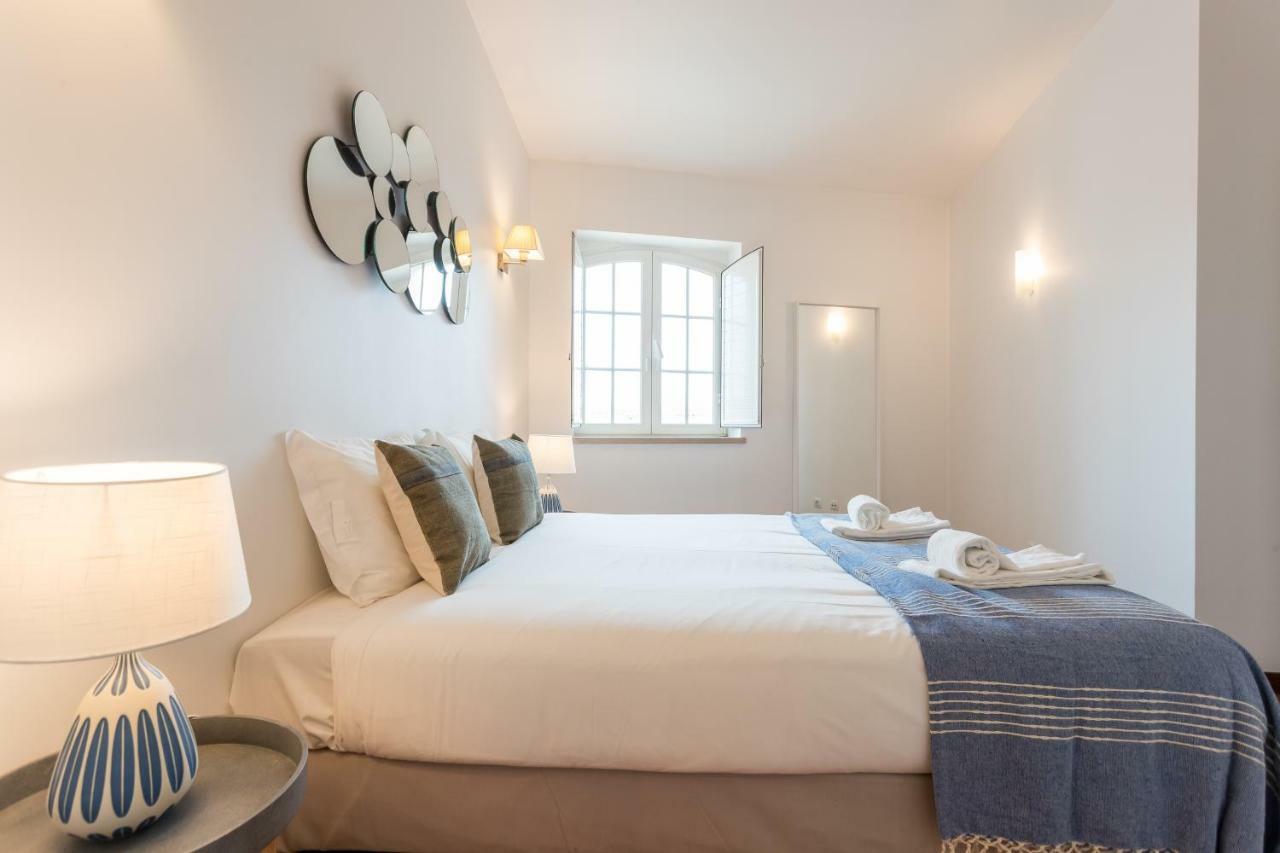 Alfama Modern Two-Bedroom Apartment W/ River View And Parking - By Lu Holidays ลิสบอน ภายนอก รูปภาพ